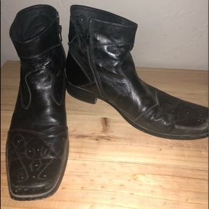 Aldo Black zip up boots